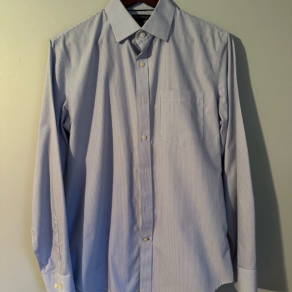Banana Republic Blue and White Stripe Dress Shirt, Small, Non Iron, Classic Fit